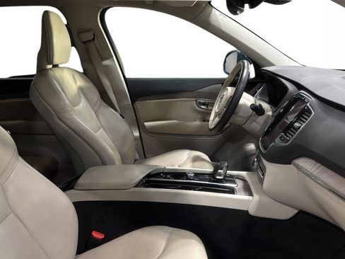 Used 2023 Volvo XC90 B6 Plus w/ Protection Package Premier AWD/4WD image 13