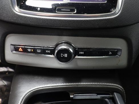 Used 2016 Volvo XC90 T6 R-Design w/ Protection Package Plus image 13