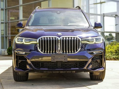 Used 2020 BMW X7 xDrive40i w/ M Sport Package AWD/4WD image 7