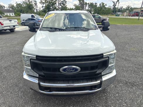 Used 2022 Ford F250 XL w/ Power Equipment Group AWD/4WD image 3