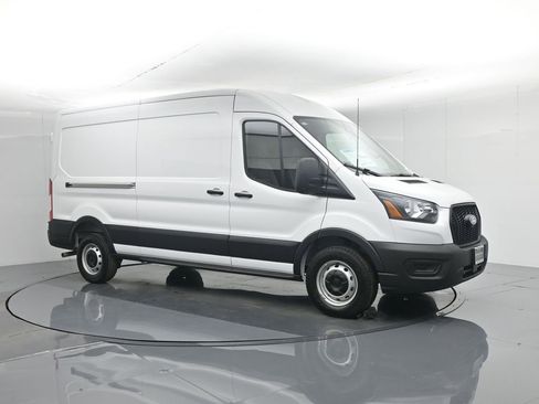 New 2026 Ford Transit 150 148 Medium Roof w/ Load Area Protection Package image 21