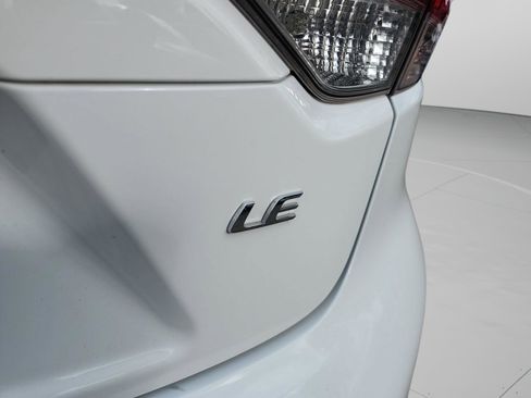 Used 2023 Toyota Corolla LE image 17