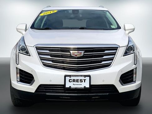 Used 2019 Cadillac XT5 Luxury FWD image 2
