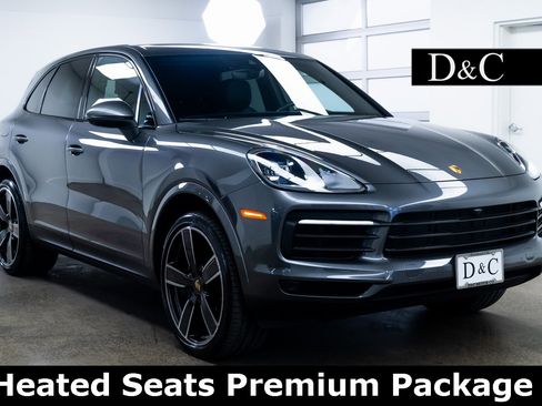 Used 2023 Porsche Cayenne w/ Premium Package image 1