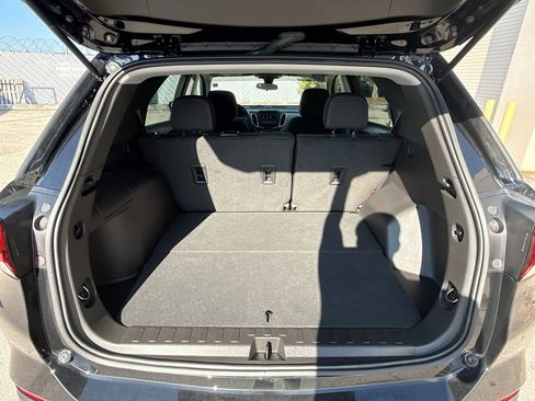 Used 2024 Chevrolet Equinox LS image 24