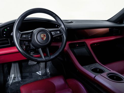 Used 2024 Porsche Taycan 4S w/ Premium Package image 3