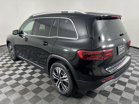 Used 2026 Mercedes-Benz GLB 250 4MATIC image 10