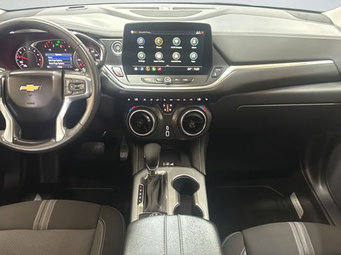 Used 2024 Chevrolet Blazer LT w/ Convenience Package FWD image 12