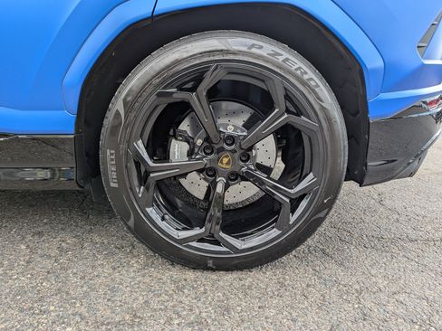 Used 2021 Lamborghini Urus image 55