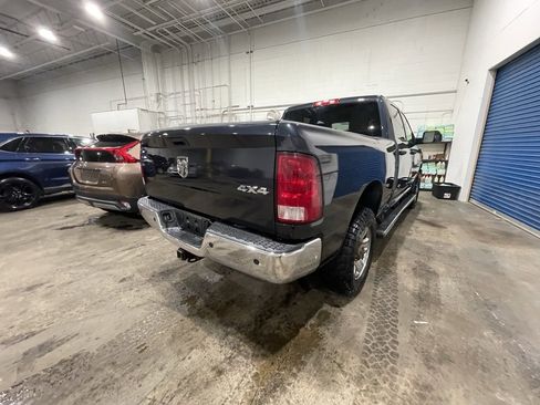 Used 2017 RAM 3500 Tradesman w/ Chrome Appearance Group image 4