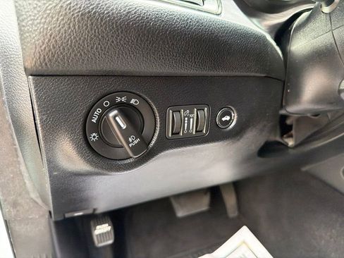 Used 2018 Dodge Challenger SXT Plus RWD image 15