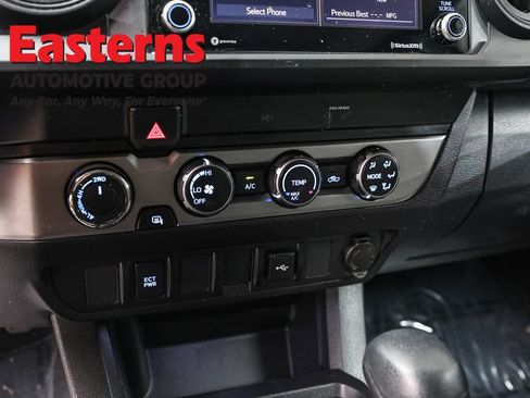 Used 2023 Toyota Tacoma SR AWD/4WD image 19