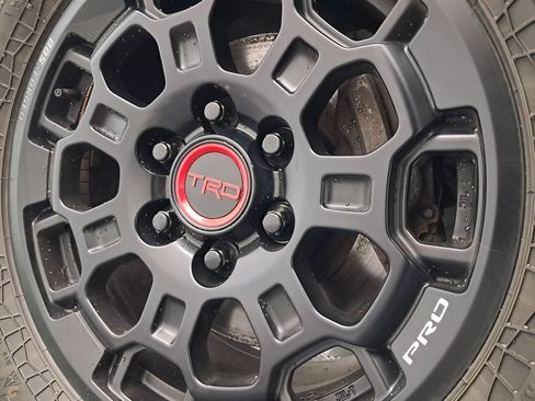 Used 2022 Toyota Tundra TRD Pro AWD/4WD image 16