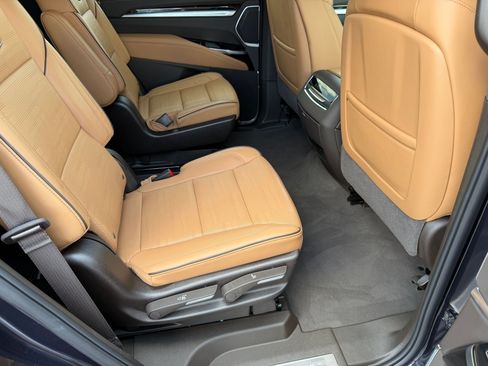 Used 2026 Cadillac Escalade Luxury w/ Touring Package AWD/4WD image 55