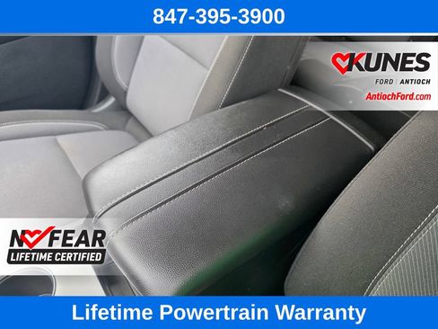 Used 2025 Chevrolet Blazer LT FWD image 31