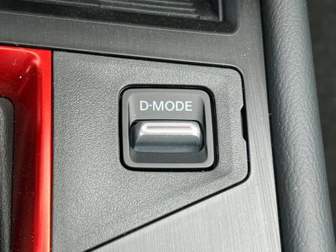 New 2026 Nissan Kicks SR w/ Cold Weather Package FWD image 28