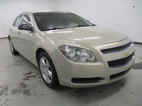 Used 2012 Chevrolet Malibu LS image 1