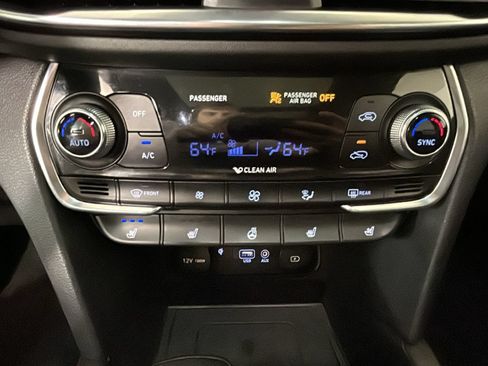 Used 2019 Hyundai Santa Fe AWD image 26