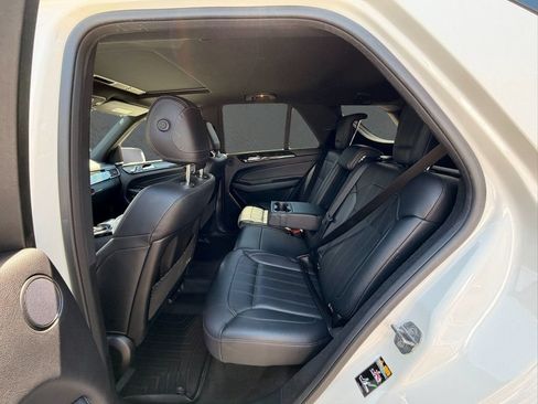 Used 2018 Mercedes-Benz GLE 350 4MATIC image 24