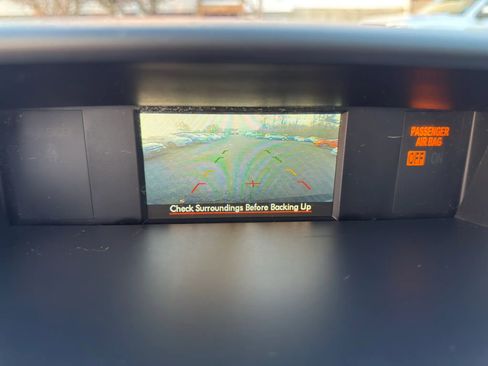 Used 2015 Subaru Forester 2.5i Premium w/ All-Weather Package image 25