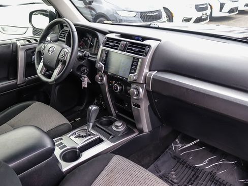Used 2020 Toyota 4Runner SR5 w/ Wilderness Package AWD/4WD image 15