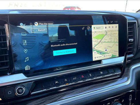 Used 2022 Chevrolet Silverado 1500 LT image 32