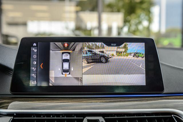 Used 2017 BMW 540i RWD image 24