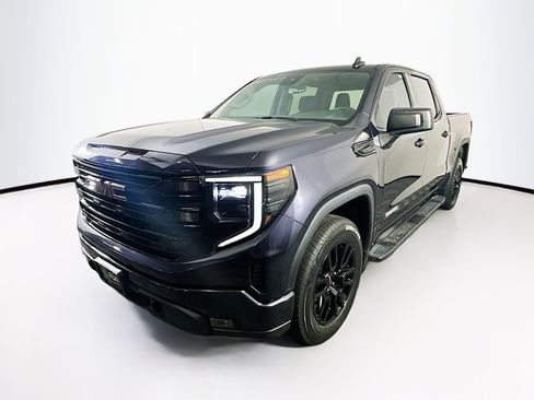 Used 2024 GMC Sierra 1500 Elevation RWD image 3