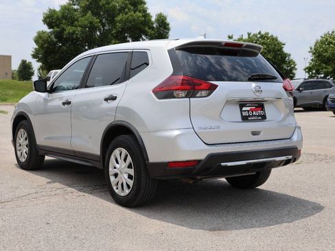 Used 2018 Nissan Rogue S AWD/4WD image 11