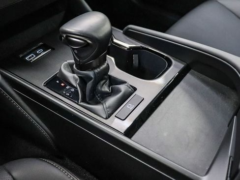 Certified 2025 Lexus ES 350 w/ Accessory Package (Z2) FWD image 23