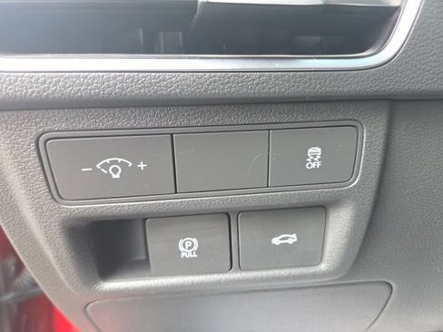 Used 2025 Hyundai Sonata SEL FWD image 18