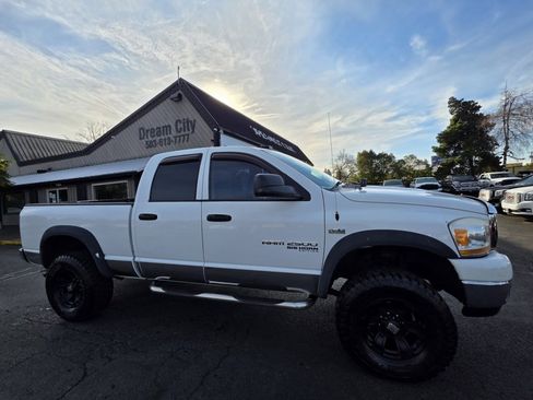 Used 2006 Dodge Ram 2500 Truck SLT w/ Quad Cab Big Horn Value Group image 7
