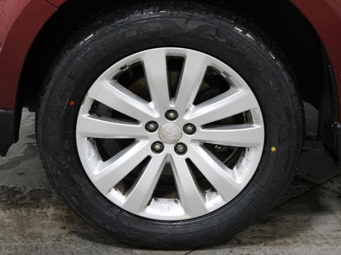 Used 2013 Subaru Forester 2.5X Premium w/ All-Weather Plus Pkg image 16