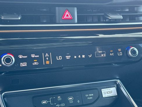 New 2026 Kia Carnival SX Prestige FWD image 21