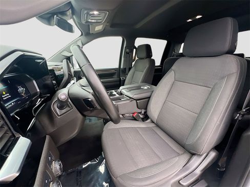 Used 2024 Chevrolet Silverado 2500 LT image 19