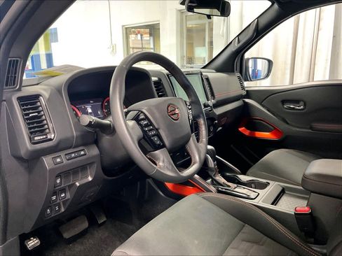 Certified 2022 Nissan Frontier PRO-4X w/ Technology Package AWD/4WD image 8