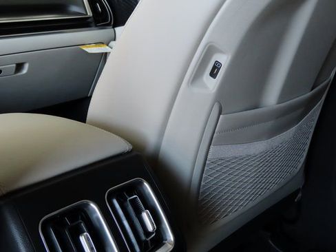 New 2025 Kia Sorento S w/ Panoramic Sunroof Package AWD/4WD image 12