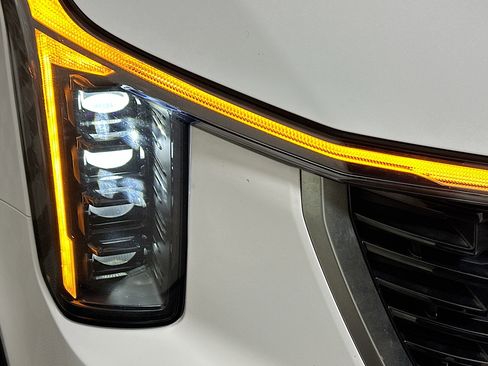 Used 2025 Kia Sorento S FWD image 9