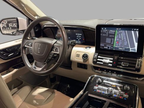 Used 2020 Lincoln Navigator Reserve w/ Equipment Group 208A Reserve image 37