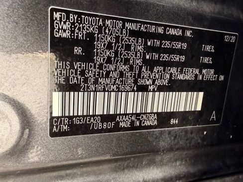 Used 2021 Toyota RAV4 Limited w/ Limited Grade Weather Package AWD/4WD image 39
