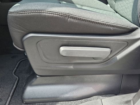 New 2026 RAM 1500 Express image 18