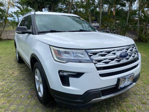 Used 2019 Ford Explorer XLT w/ Equipment Group 201A FWD image 1