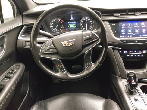 Used 2020 Cadillac XT5 Premium Luxury FWD image 22