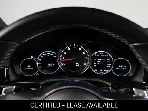 Used 2022 Porsche Cayenne Coupe image 21