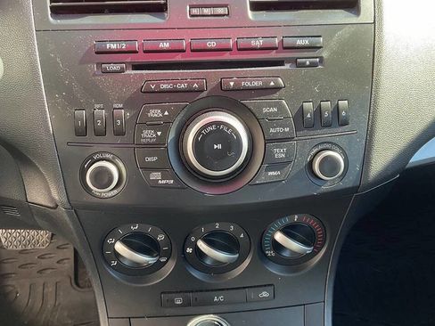Used 2012 MAZDA MAZDA3 i Touring image 9