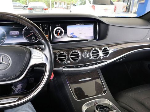 Used 2015 Mercedes-Benz S 550 Sedan image 48