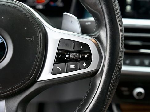 Used 2020 BMW 330i Sedan w/ M Sport Package image 22