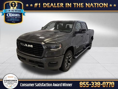Used 2025 RAM 1500 Laramie AWD/4WD image 1