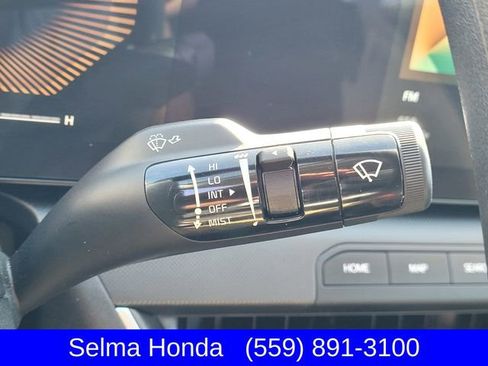 Used 2025 Kia K4 LXS image 17