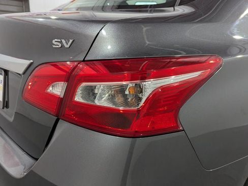 Used 2019 Nissan Sentra SV image 47